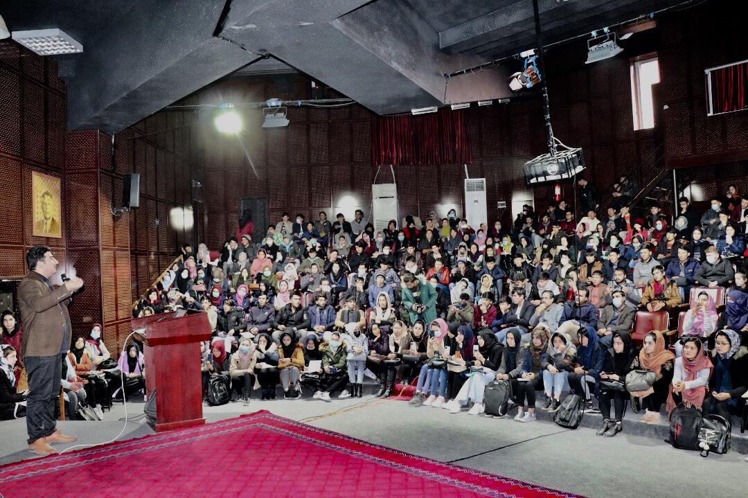 یبشسث